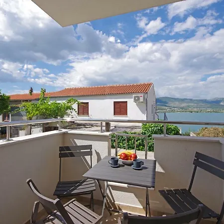 Irma * Trogir